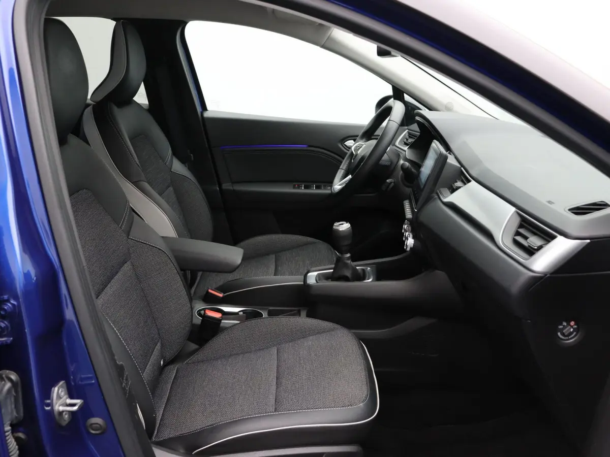 TCe 90pk Techno | Navigatie | Achteruitrijcamera | Parkeersensoren voor en achter | Climate control |