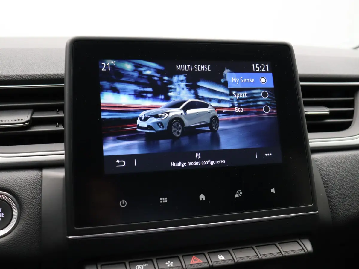 TCe 90pk Techno | Navigatie | Achteruitrijcamera | Parkeersensoren voor en achter | Climate control |