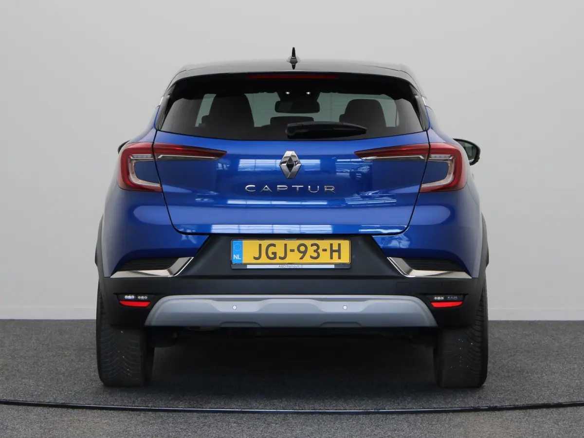 TCe 90pk Techno | Navigatie | Achteruitrijcamera | Parkeersensoren voor en achter | Climate control |
