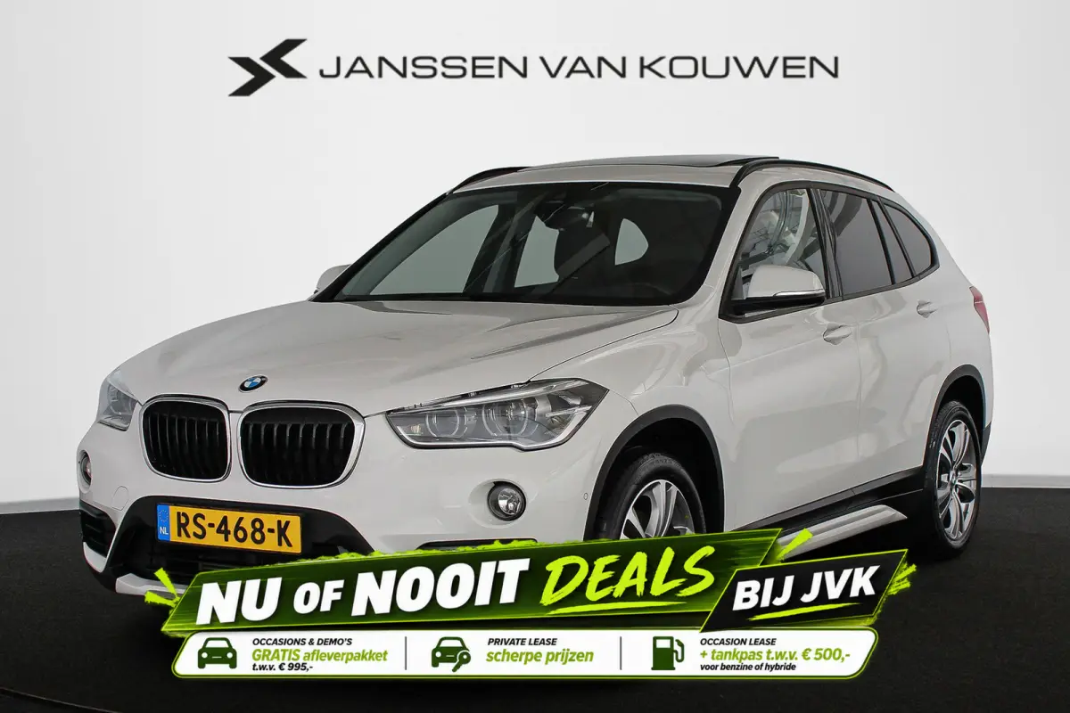 sDrive18i Executive Sport Line Panoramadak Trekhaak Groot Navi Stoelverwarming