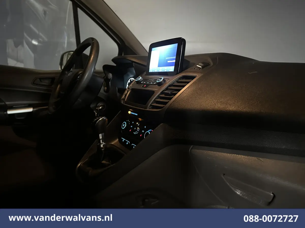 1.5 EcoBlue 120pk L2H1 Euro6 Airco | Navigatie | Camera | Stoelverwarming | Apple Carplay Android auto, verwarmde voorruit, parkeersensoren