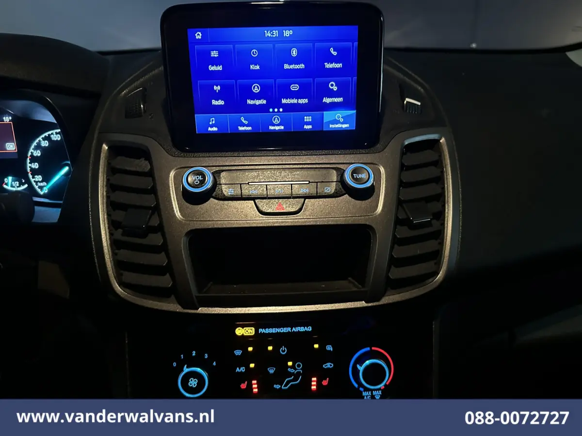 1.5 EcoBlue 120pk L2H1 Euro6 Airco | Navigatie | Camera | Stoelverwarming | Apple Carplay Android auto, verwarmde voorruit, parkeersensoren