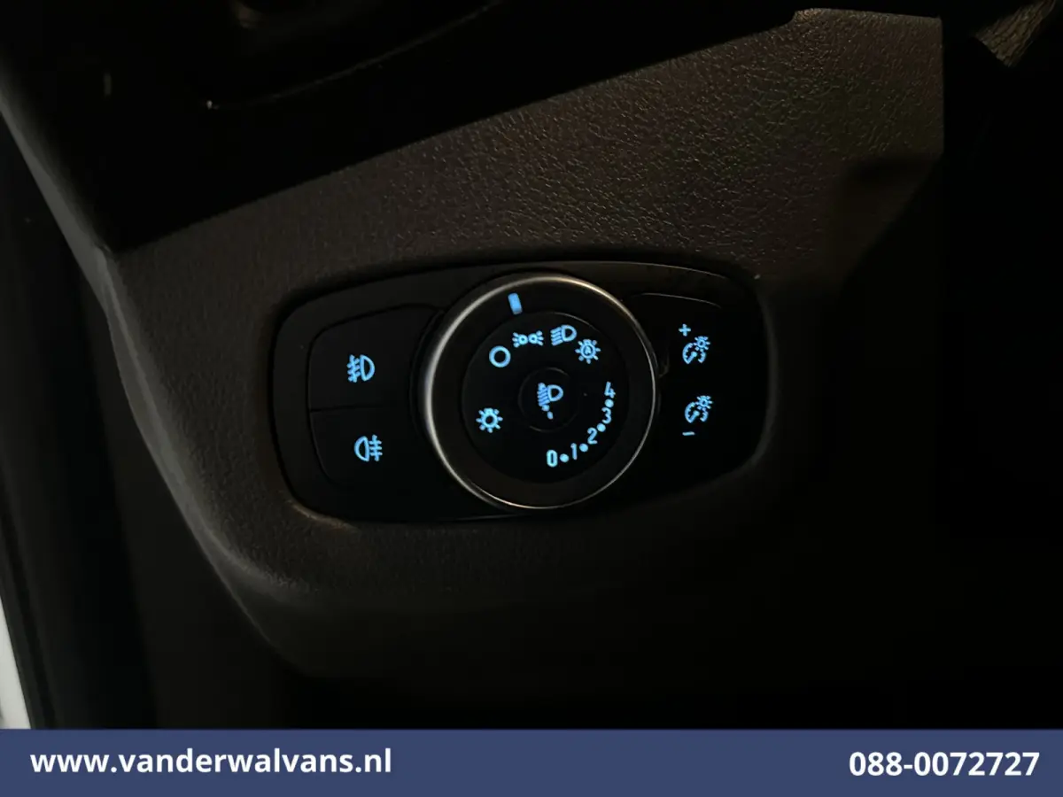 1.5 EcoBlue 120pk L2H1 Euro6 Airco | Navigatie | Camera | Stoelverwarming | Apple Carplay Android auto, verwarmde voorruit, parkeersensoren