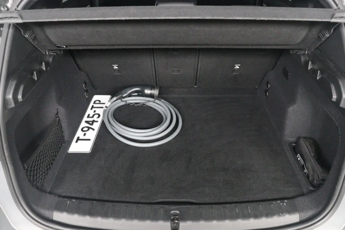 xDrive30e M-Sport | 1e Eigenaar! | SOH 95% | Open Dak | Trekhaak | Sfeerverlichting | harman/Kardon | LED | Memory | HUD | 360 Camera | Cruise | 20 '' Lichtmetalen Velgen
