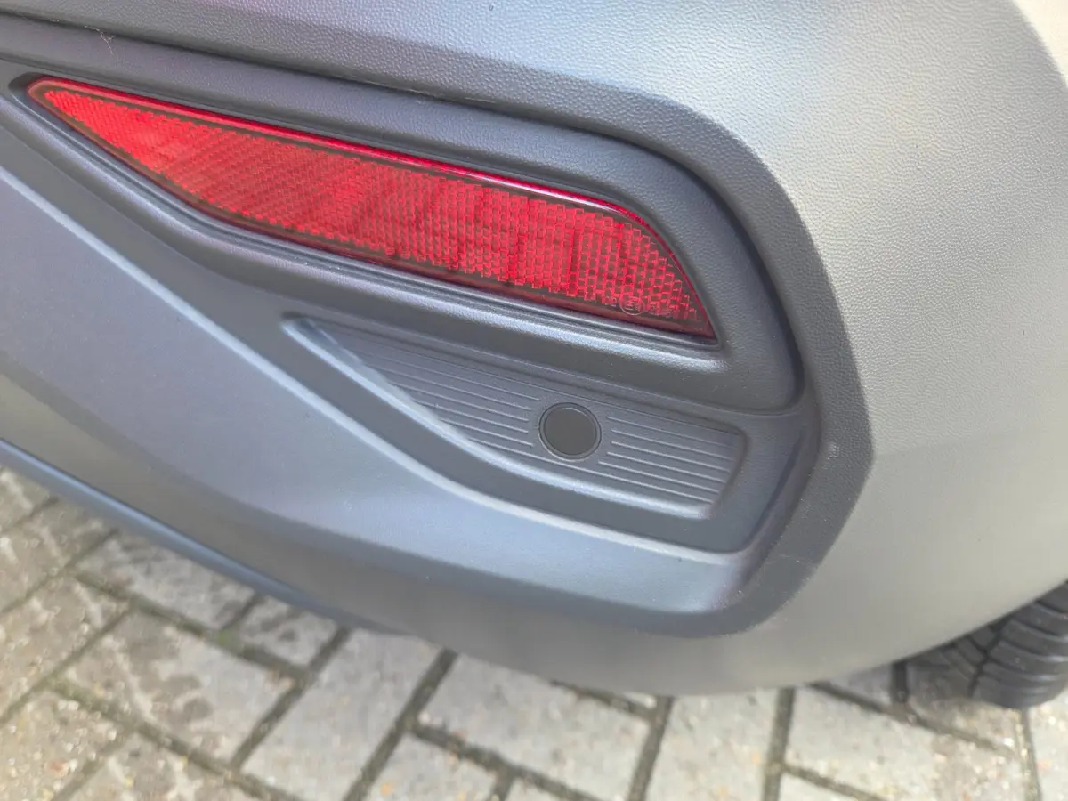 1.0 TSI Life Apple Carplay- Android auto/ Parkeersensoren voor + achter/ Rijklaarprijs!