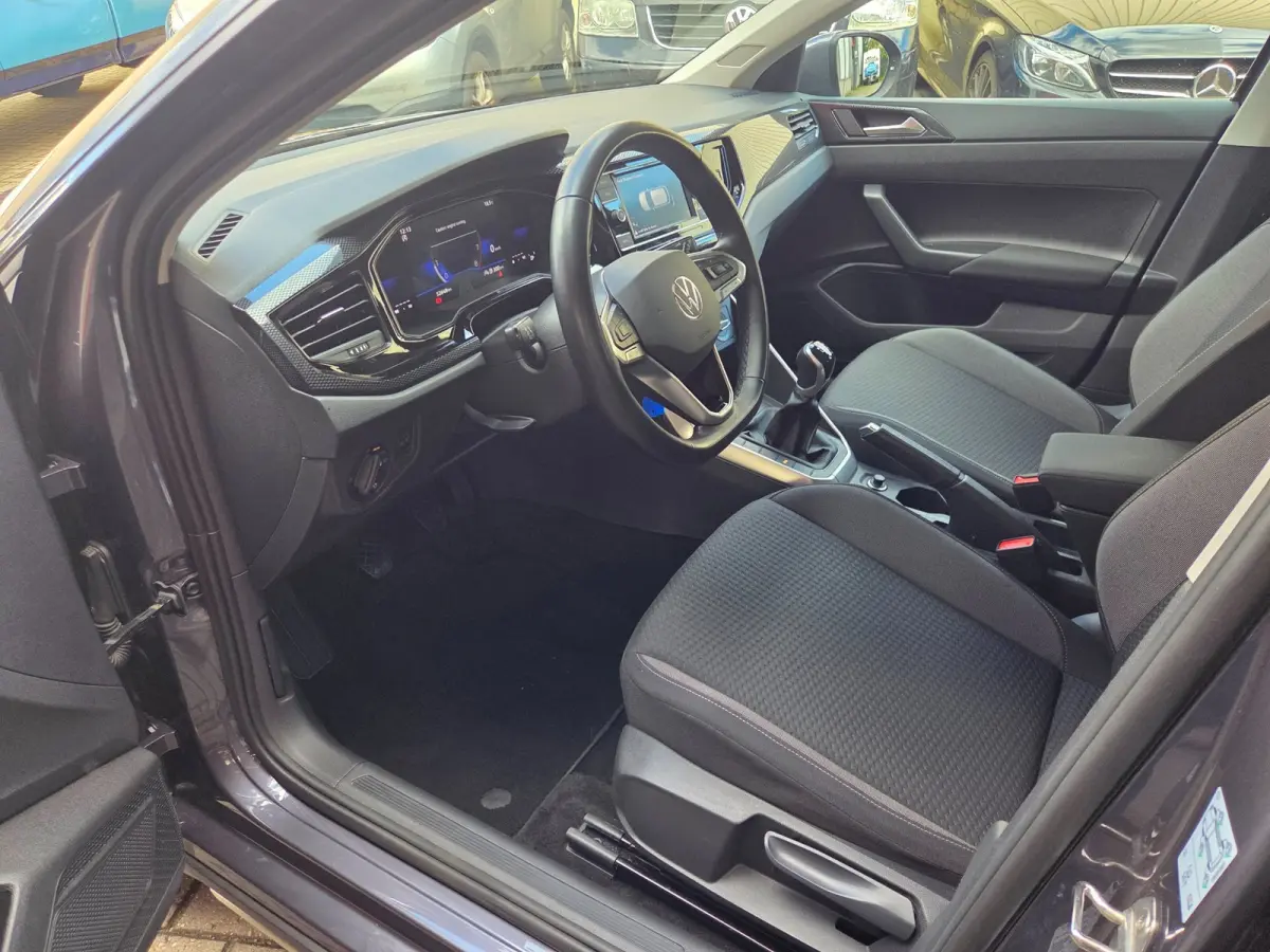 1.0 TSI Life Apple Carplay- Android auto/ Parkeersensoren voor + achter/ Rijklaarprijs!