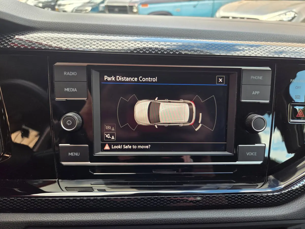 1.0 TSI Life Apple Carplay- Android auto/ Parkeersensoren voor + achter/ Rijklaarprijs!