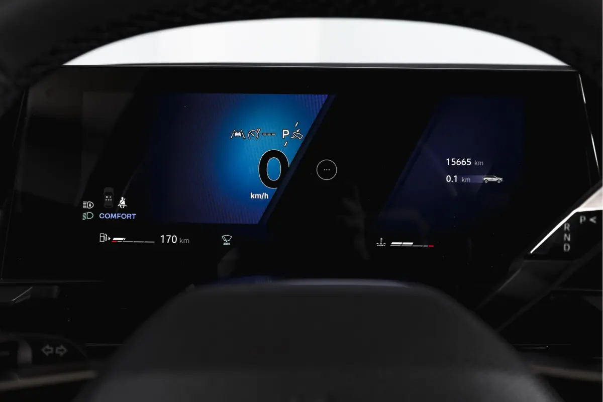 1.3 mild hybrid 160 X-Tronic techno | Pano | Winterpack | Dig. Cockpit | Adapt. Cruise | PDC | Camera | NAV+App. Connect | ECC | LM 20" | 4679