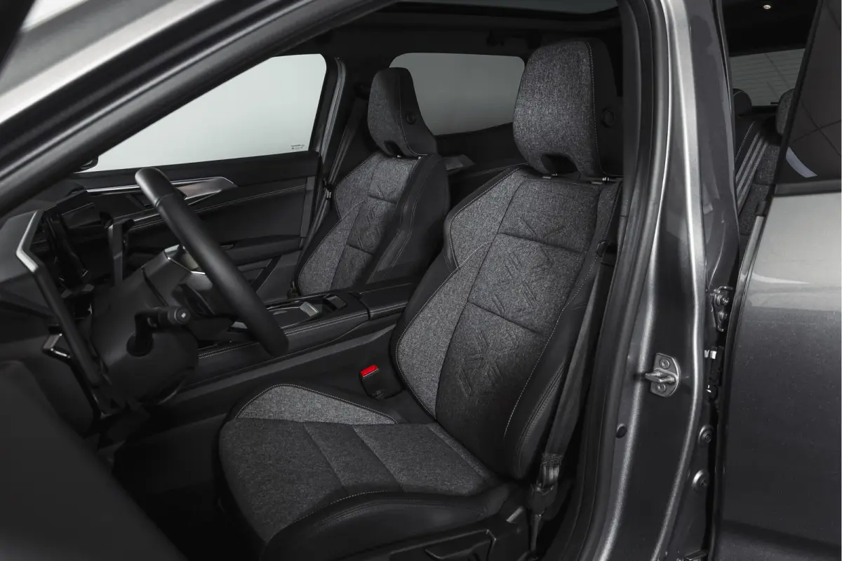 1.3 mild hybrid 160 X-Tronic techno | Pano | Winterpack | Dig. Cockpit | Adapt. Cruise | PDC | Camera | NAV+App. Connect | ECC | LM 20" | 4679