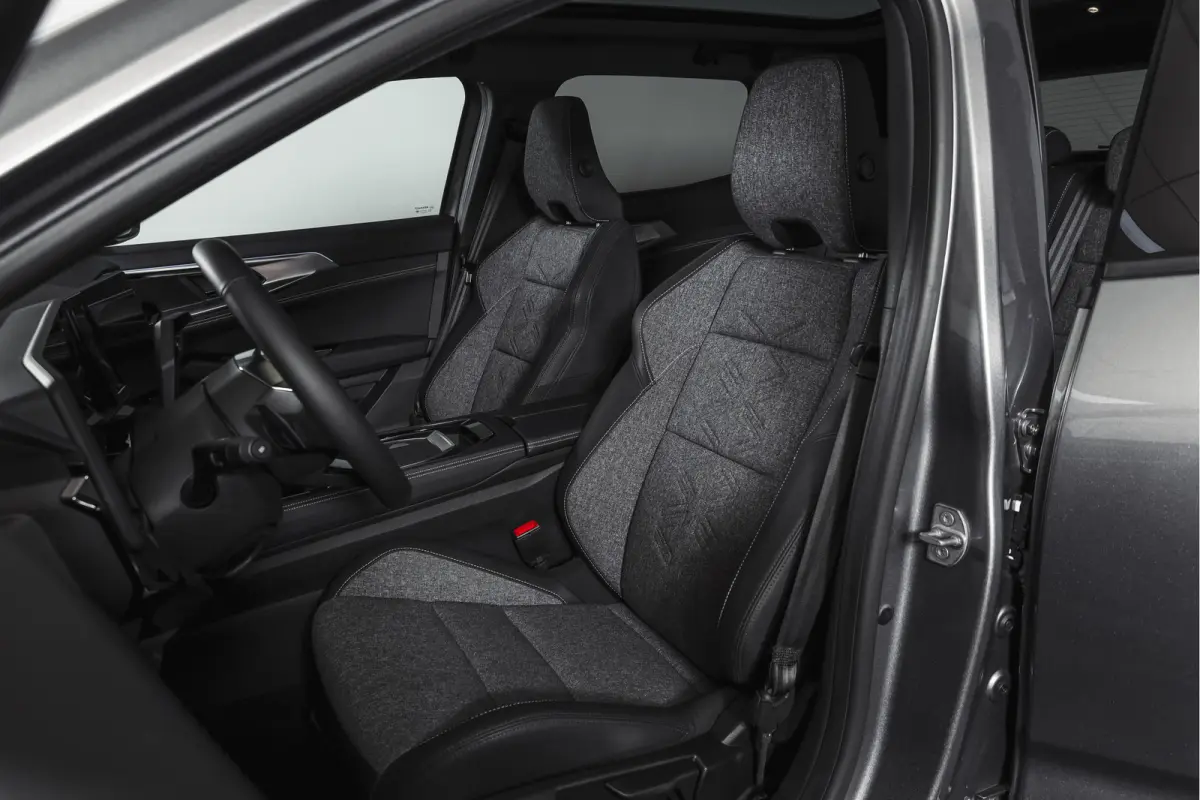 1.3 mild hybrid 160 X-Tronic techno | Pano | Winterpack | Dig. Cockpit | Adapt. Cruise | PDC | Camera | NAV+App. Connect | ECC | LM 20" | 4652