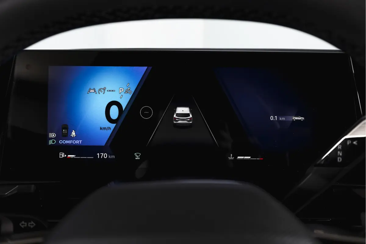 1.3 mild hybrid 160 X-Tronic techno | Pano | Winterpack | Dig. Cockpit | Adapt. Cruise | PDC | Camera | NAV+App. Connect | ECC | LM 20" | 4652