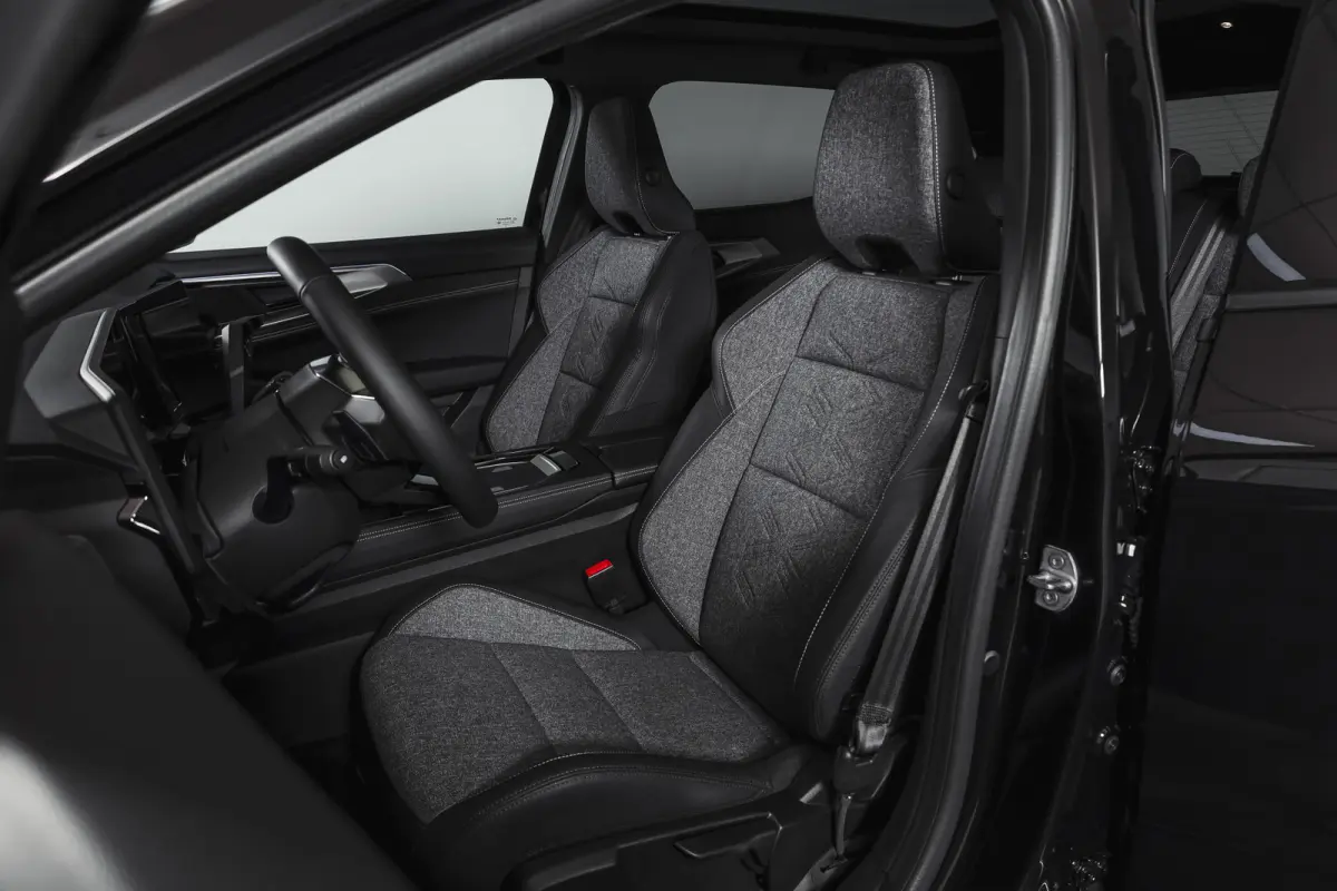 1.3 mild hybrid 160 X-Tronic techno | Pano | Winterpack | Dig. Cockpit | Adapt. Cruise | PDC | Camera | NAV+App. Connect | ECC | LM 20" | 4626