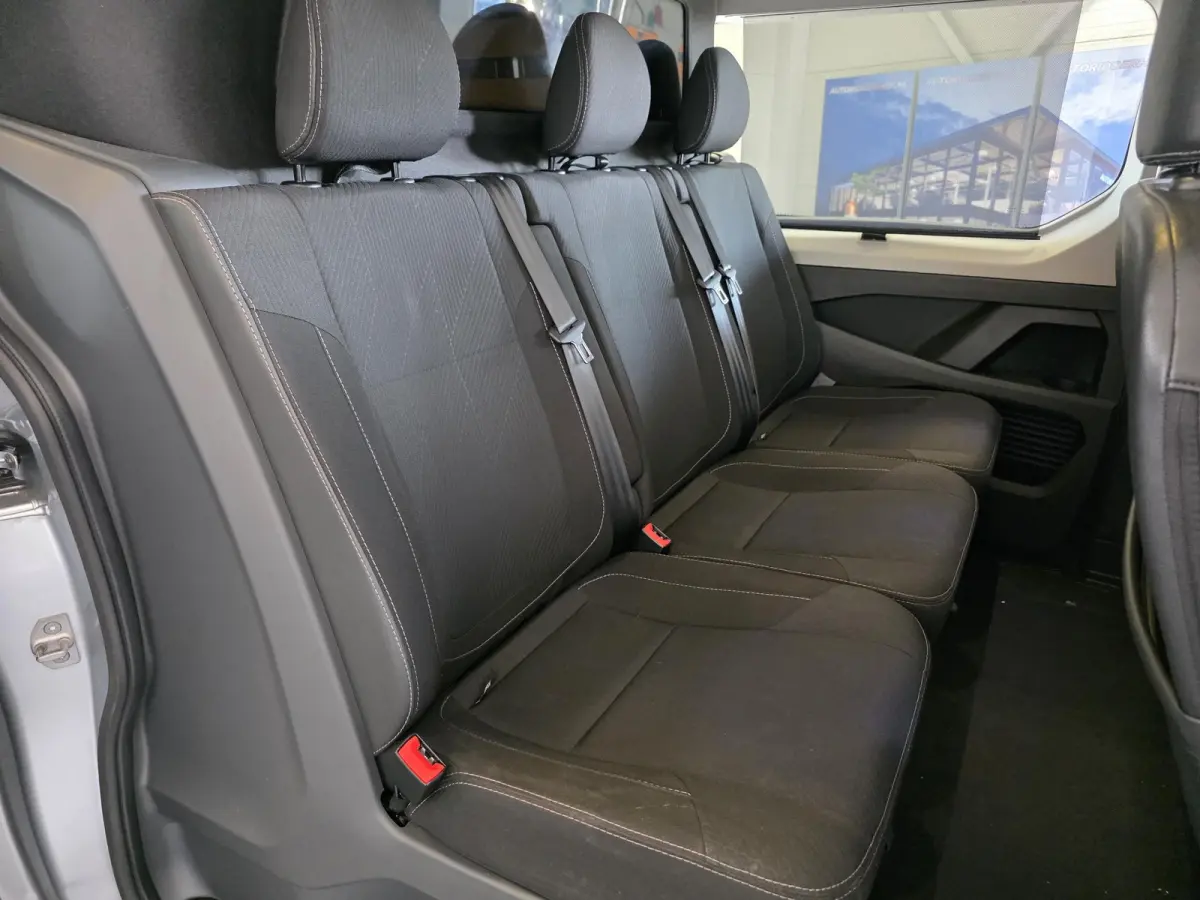 2.0 Blue dCi EDC 170 T29 L2H1 Extra DC | Automaat | Airco | Apple Carplay & Android Auto