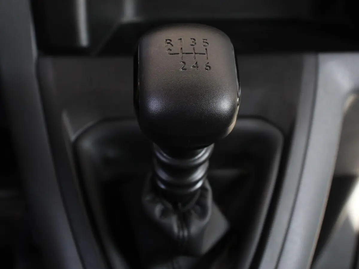 1.5 CDTI L3H1 9persoons PERSONENBUS Prijs is incl. BTW/BPM Climate control Cruise control Radio Apple Carplay/ Android Auto
