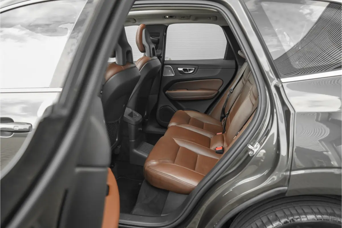 2.0 T8 Twin Engine AWD Inscription Pano CarPlay Camera 360° Trekhaak 20"