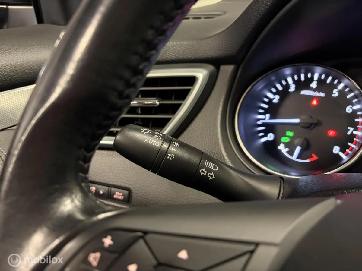 1.2 Tekna PANO / STOELVERW. / NAVI / CLIMA / CRUISE /