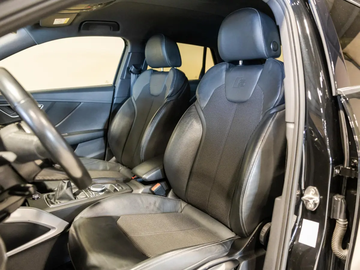 30 TFSI 2x S-Line Edition / 110pk / NAP / Achteruitrij camera / Automatische klimaatregeling /