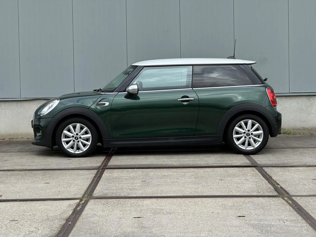 1.5 Cooper Chili Serious Business automaat!