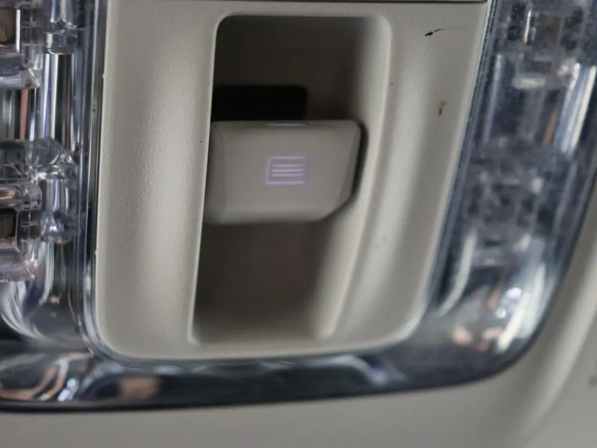 350 e 4MATIC Premium Plus Panoramadak / Elektr. Stoelen / Burmester / 360 Camera / Keyless / Nightpakket / Elektr. Trekhaak