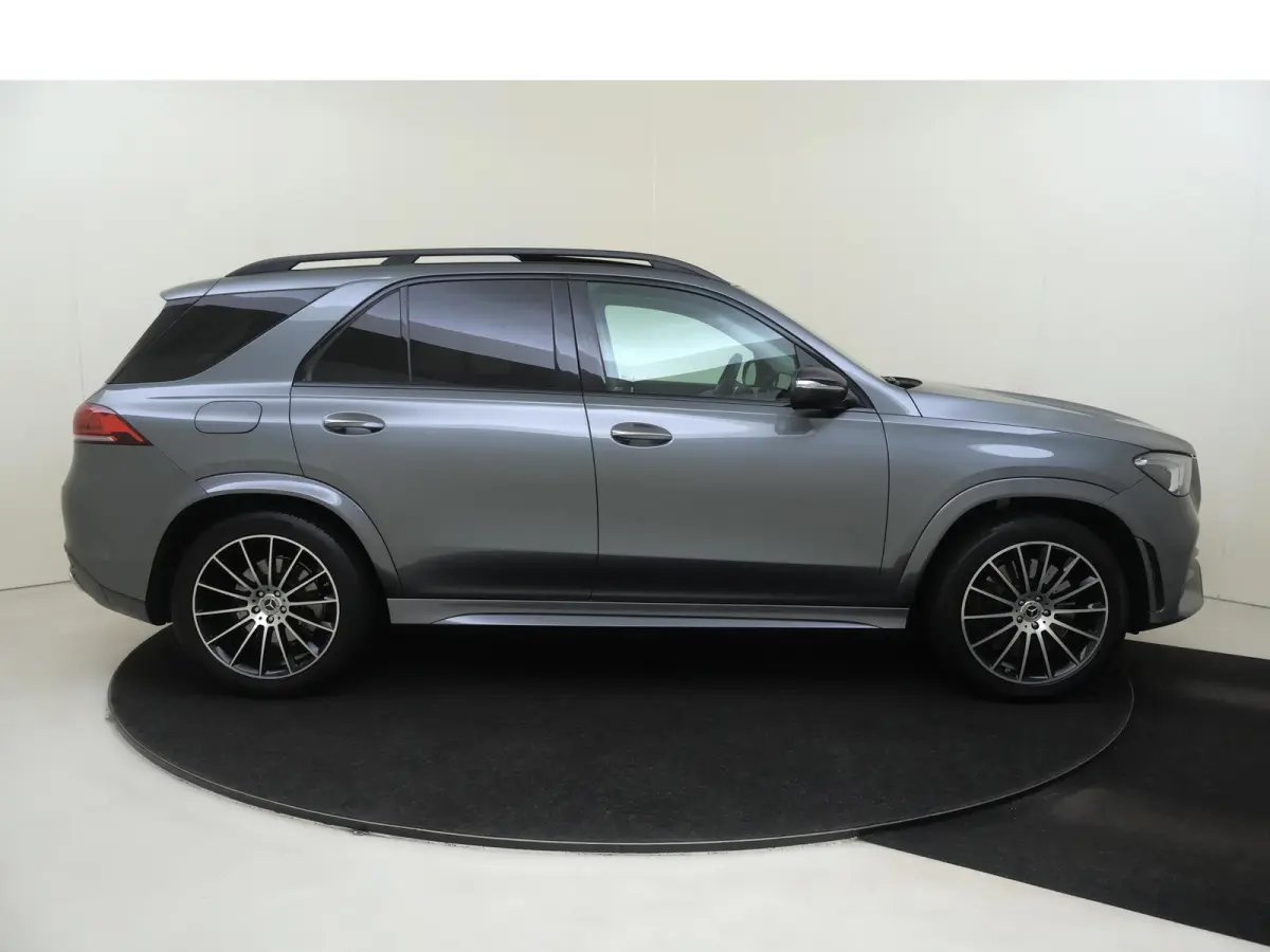 350 e 4MATIC Premium Plus Panoramadak / Elektr. Stoelen / Burmester / 360 Camera / Keyless / Nightpakket / Elektr. Trekhaak