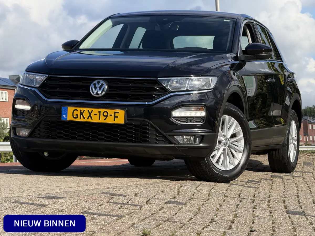 Volkswagen T-Roc 2019 Benzine Handgeschakeld leasen