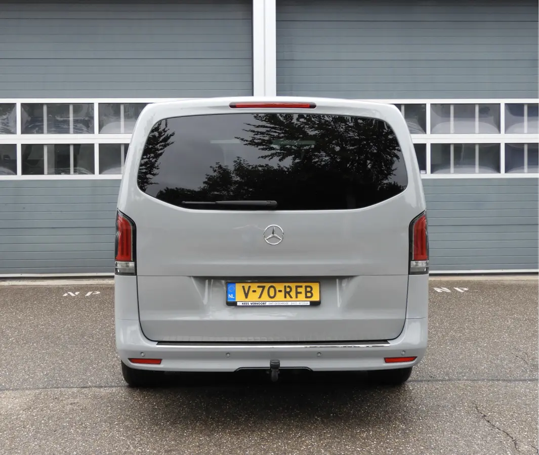 119 CDI XL DC AUT | LUCHTVERING | 2X SCHUIFDEUR | 2.5t TREKHAAK