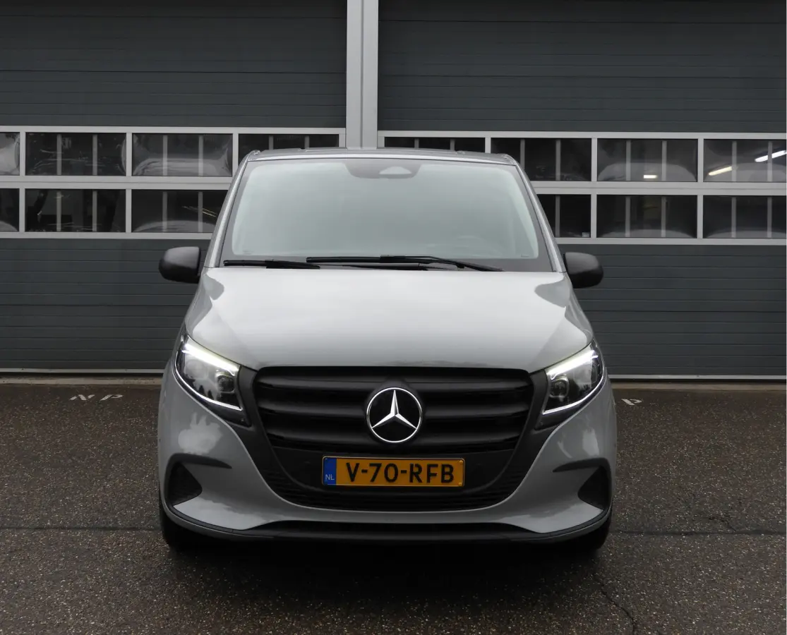 119 CDI XL DC AUT | LUCHTVERING | 2X SCHUIFDEUR | 2.5t TREKHAAK