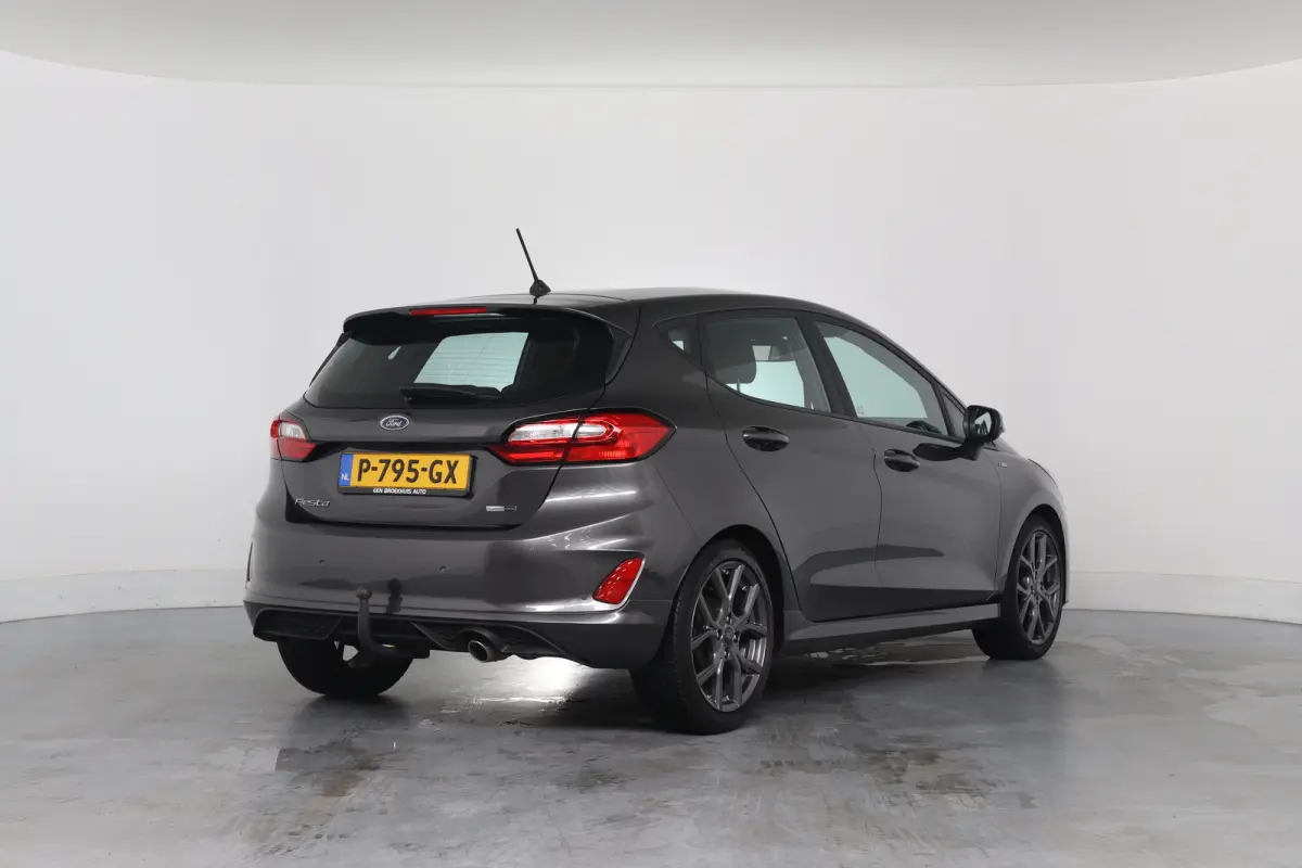 1.0 EcoBoost Hybrid ST-Line | 1e Eigenaar! | Dealer Onderhouden! | Trekhaak | Navi By App | Parkeersensoren | Cruise Control | Airco | LED | Lichtmetalen Velgen