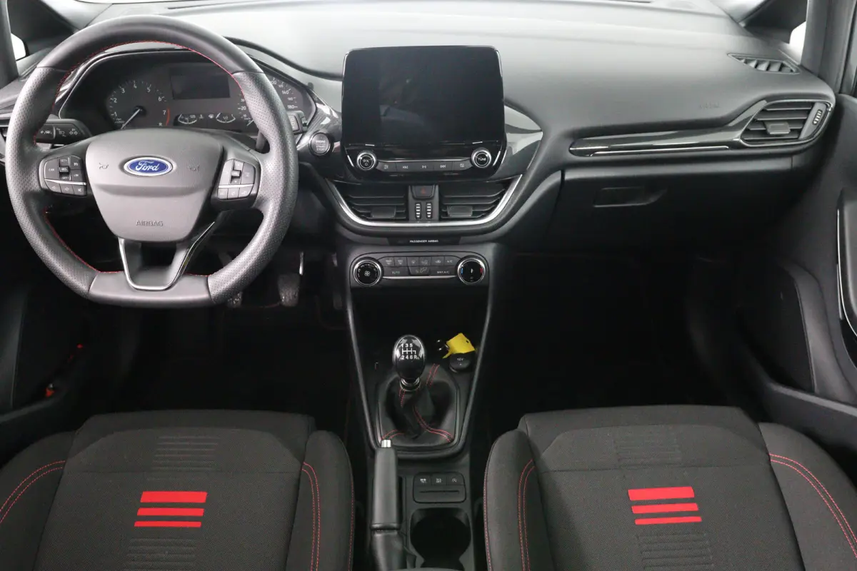1.0 EcoBoost Hybrid ST-Line | 1e Eigenaar! | Dealer Onderhouden! | Trekhaak | Navi By App | Parkeersensoren | Cruise Control | Airco | LED | Lichtmetalen Velgen