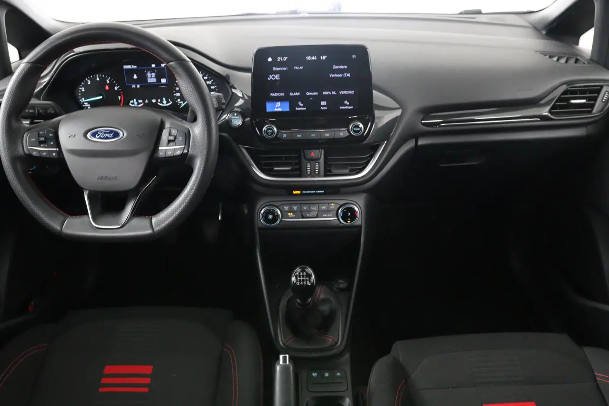 1.0 EcoBoost Hybrid ST-Line | 1e Eigenaar! | Dealer Onderhouden! | Trekhaak | Navi By App | Parkeersensoren | Cruise Control | Airco | LED | Lichtmetalen Velgen