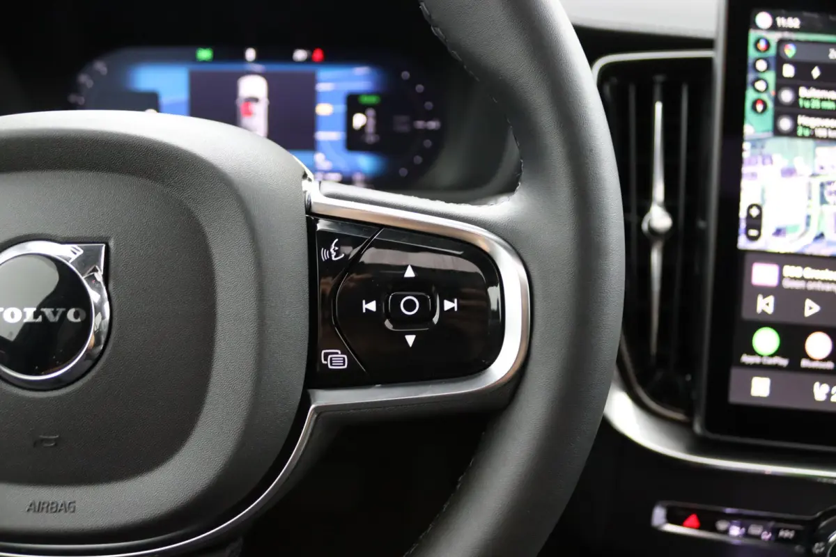 T8 Plug-in hybrid AWD Ultra Black Ed. Exec. | HEICO Edition | Bowers & Wilkins | Luchtvering  | Massage |