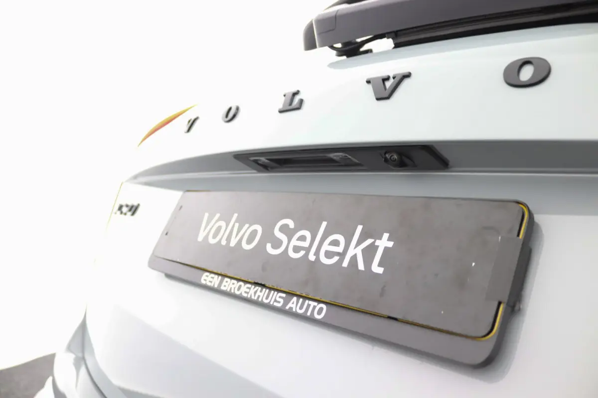 T8 Plug-in hybrid AWD Ultra Black Ed. Exec. | HEICO Edition | Bowers & Wilkins | Luchtvering  | Massage |