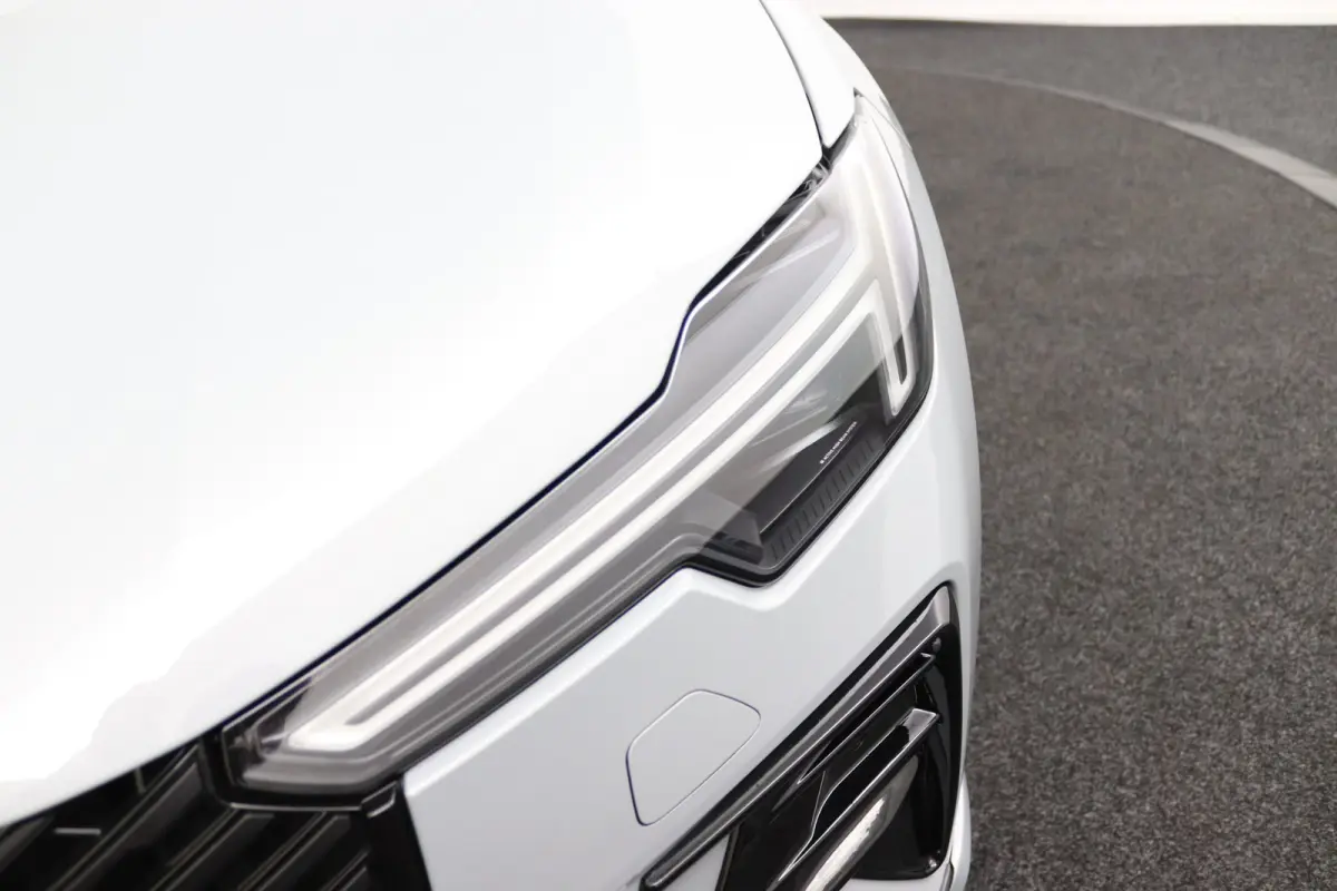 T8 Plug-in hybrid AWD Ultra Black Ed. Exec. | HEICO Edition | Bowers & Wilkins | Luchtvering  | Massage |