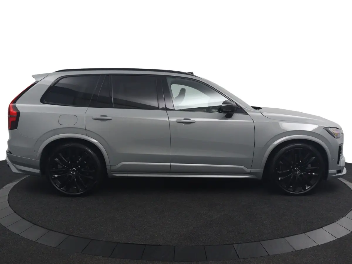 T8 Plug-in hybrid AWD Ultra Black Ed. Exec. | HEICO Edition | Bowers & Wilkins | Luchtvering  | Massage |