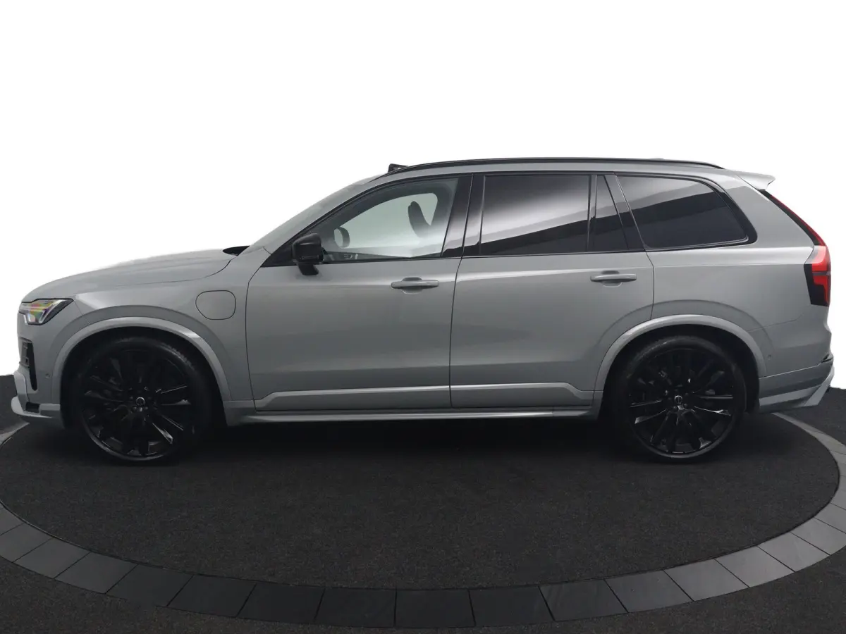 T8 Plug-in hybrid AWD Ultra Black Ed. Exec. | HEICO Edition | Bowers & Wilkins | Luchtvering  | Massage |
