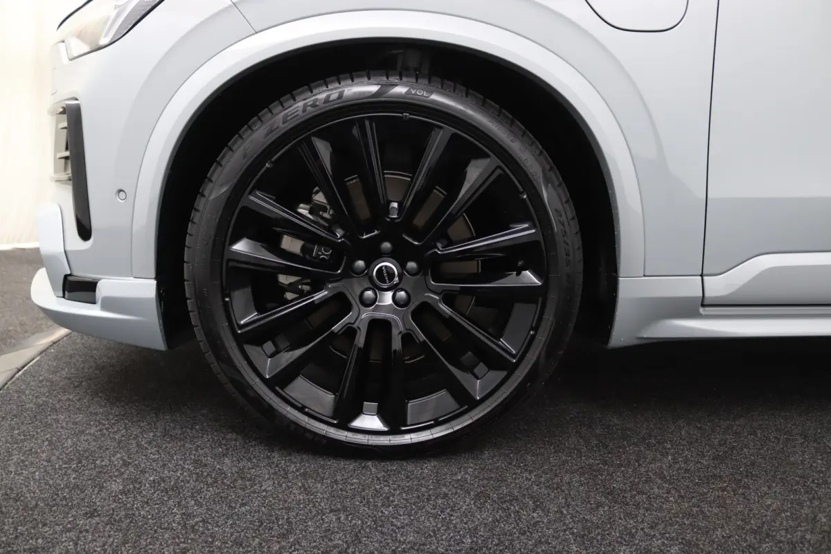 T8 Plug-in hybrid AWD Ultra Black Ed. Exec. | HEICO Edition | Bowers & Wilkins | Luchtvering  | Massage |