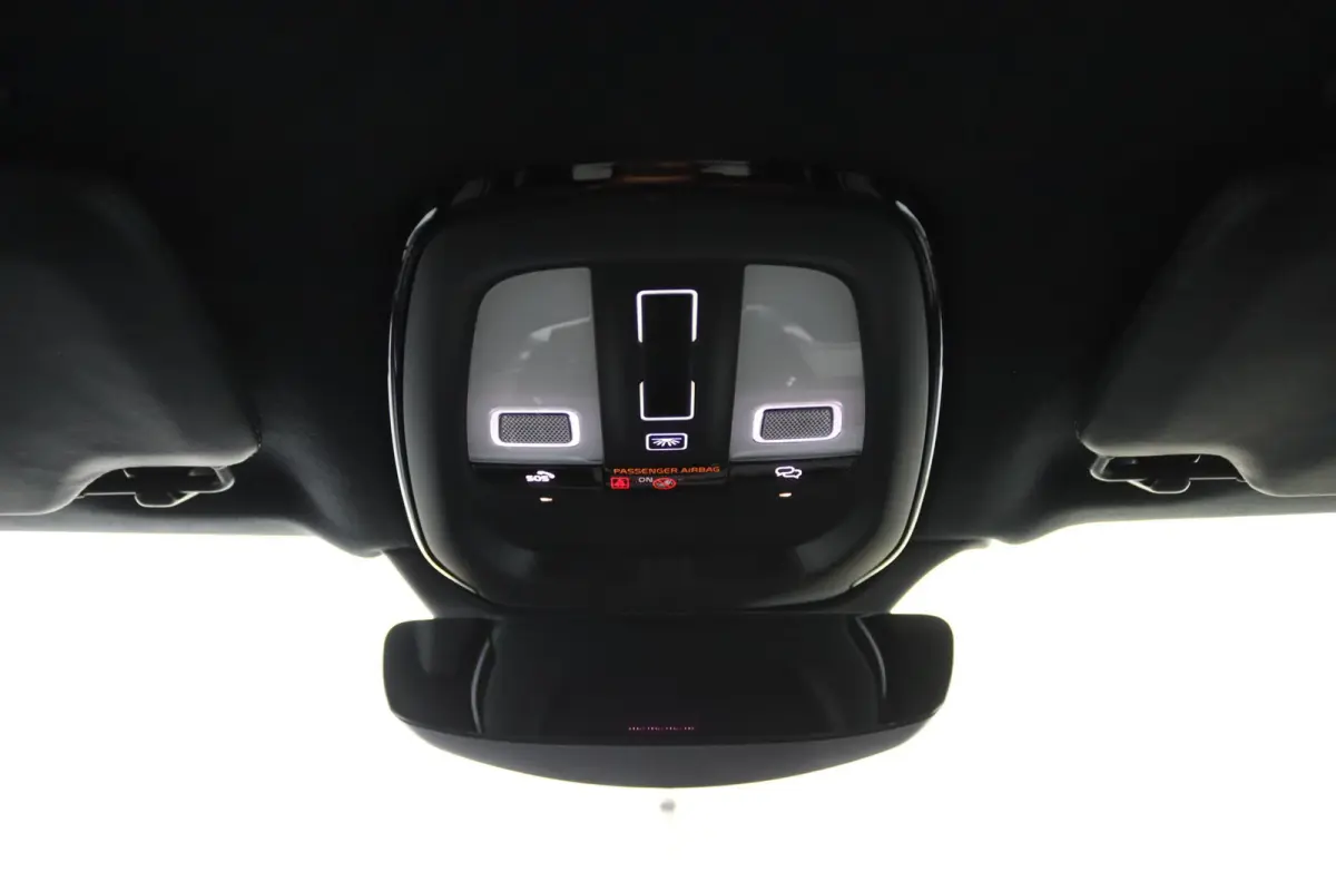 T8 Plug-in hybrid AWD Ultra Black Ed. Exec. | HEICO Edition | Bowers & Wilkins | Luchtvering  | Massage |
