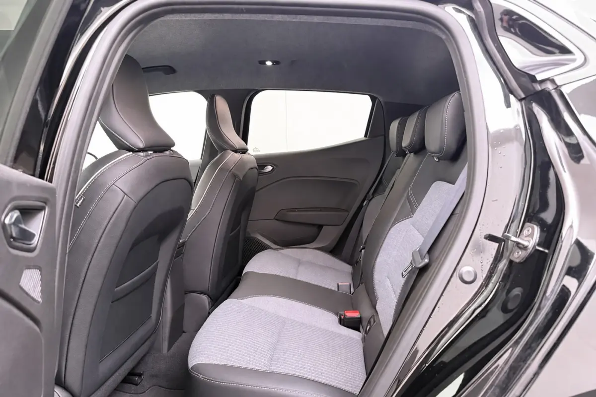 1.0 92 PK TCe Techno Sportstoelen Navi+ 360 Camera