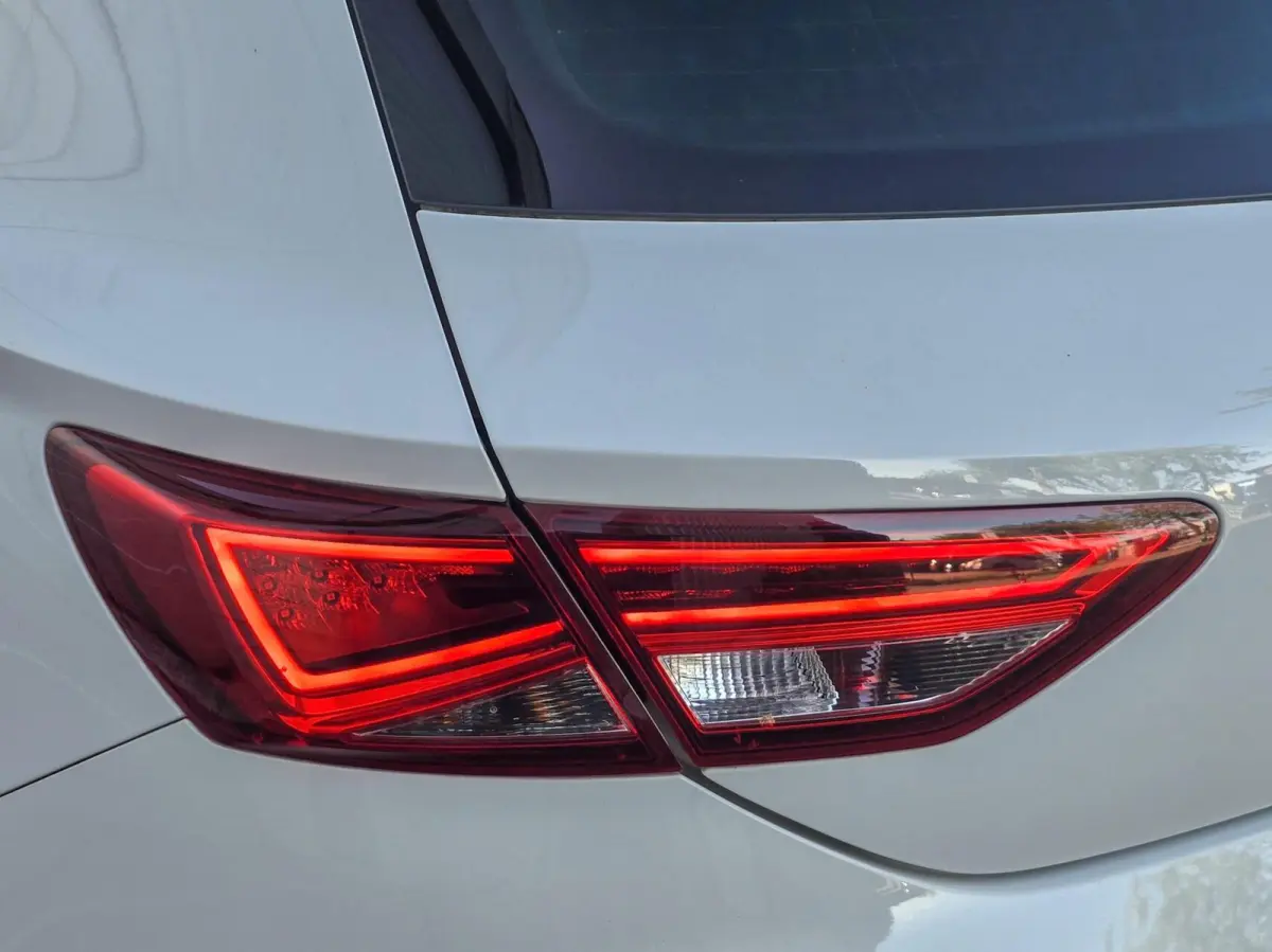 1.4 FR|CARPLAY|CRUISE|SEAT SOUND|STOELVERWARMING
