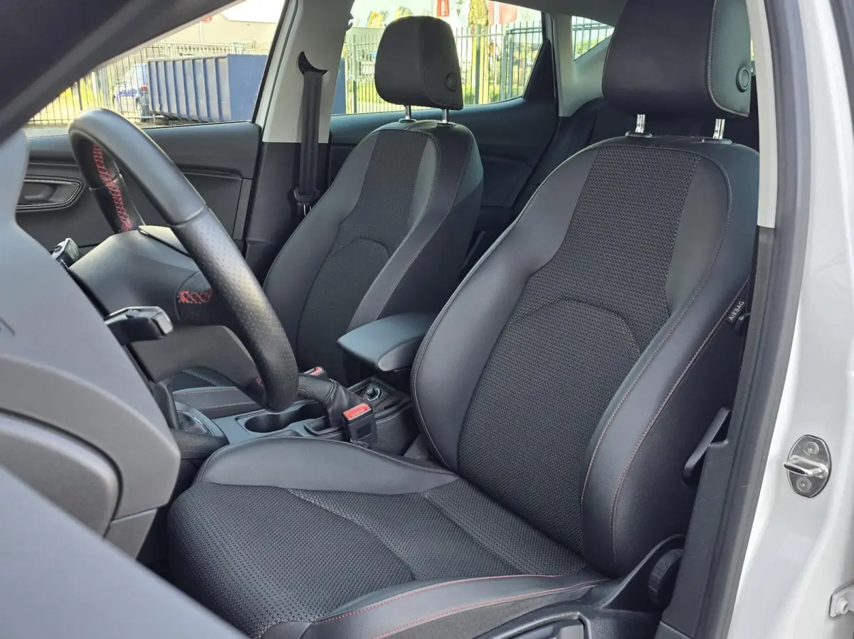 1.4 FR|CARPLAY|CRUISE|SEAT SOUND|STOELVERWARMING