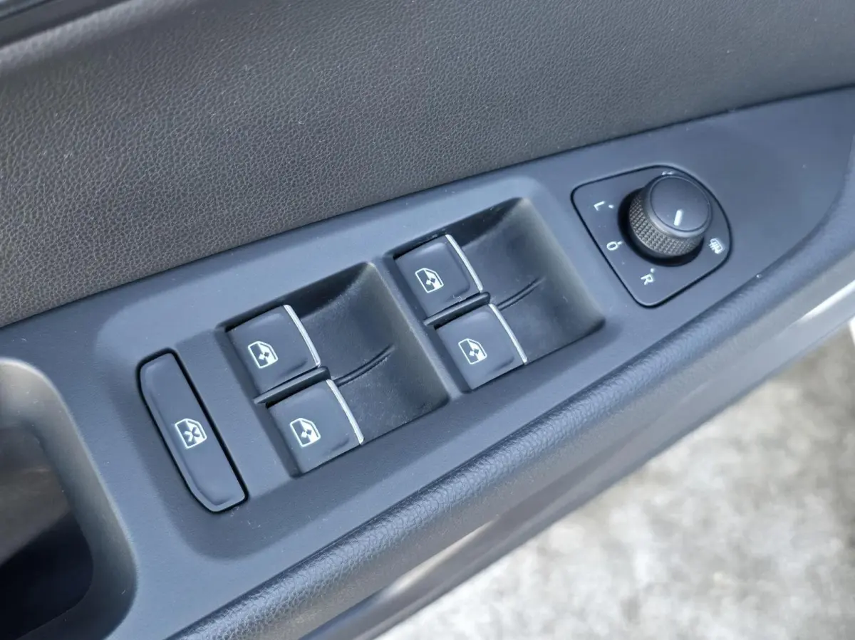 1.4 FR|CARPLAY|CRUISE|SEAT SOUND|STOELVERWARMING