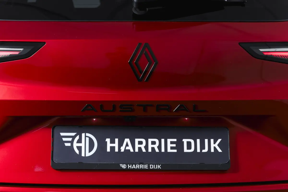 1.2 E-Tech full hybrid 200 esprit Alpine | 360 Camera | Elek. Stoelen | Winterpack | Dig. Cockpit | Adapt. Cruise | PDC | NAV+App. Connect | ECC | LM 20" | 9800
