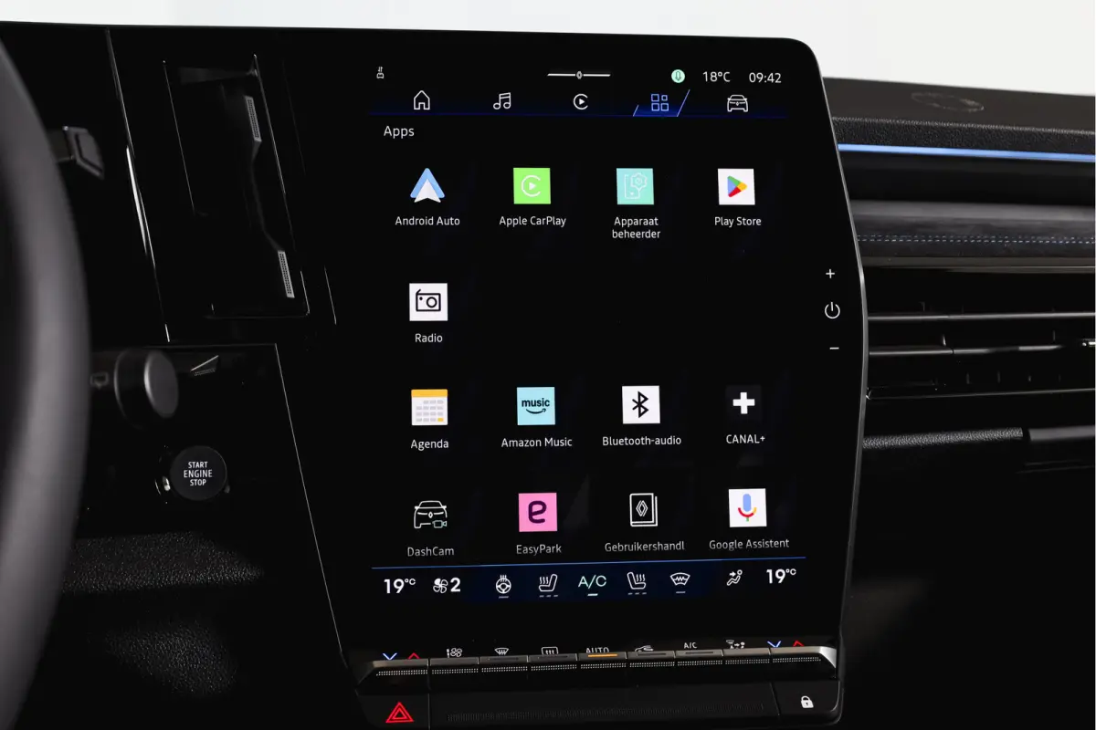 1.2 E-Tech full hybrid 200 esprit Alpine | 360 Camera | Elek. Stoelen | Winterpack | Dig. Cockpit | Adapt. Cruise | PDC | NAV+App. Connect | ECC | LM 20" | 9800