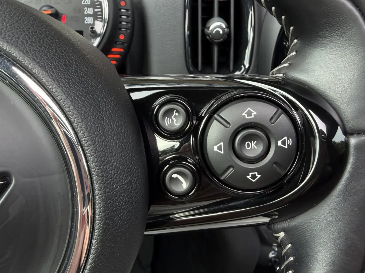 2.0 Cooper S Chili / Automaat / Pano / Leder / Keyless / LED / Head- up /
