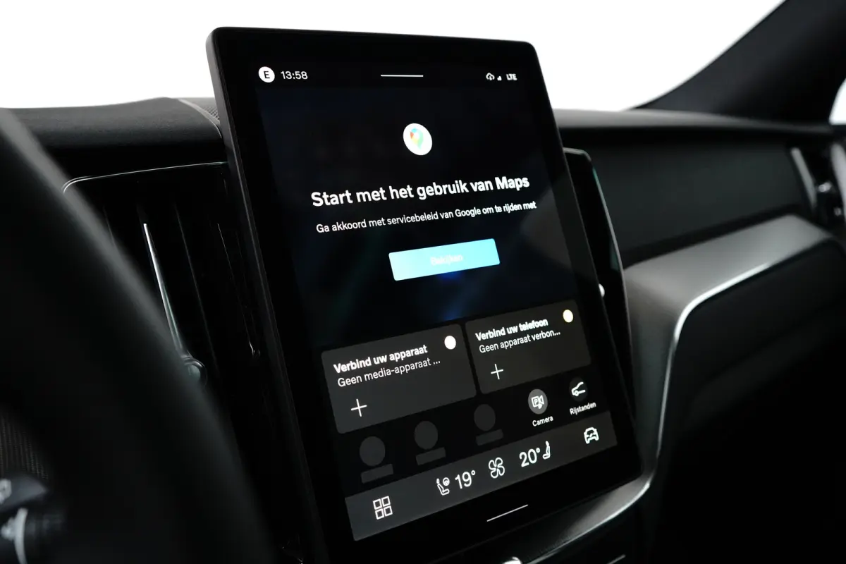 T6 Plus dark black edition 2026 Luchtvering | Head up Display | Panoramadak | Achterbank verwarmd | Apple Carplay/Android Auto|telefoonintegratie premium | Audio installatie premium