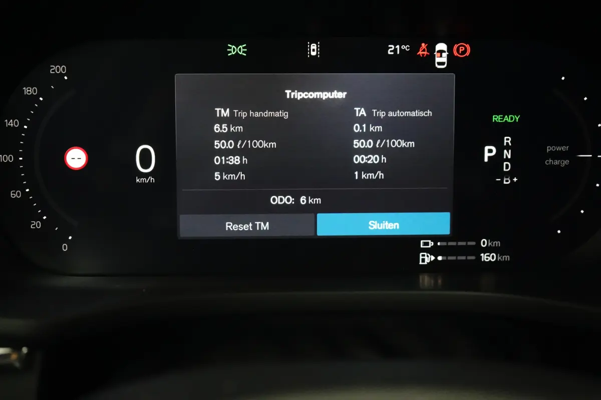 T6 Plus dark black edition 2026 Luchtvering | Head up Display | Panoramadak | Achterbank verwarmd | Apple Carplay/Android Auto|telefoonintegratie premium | Audio installatie premium