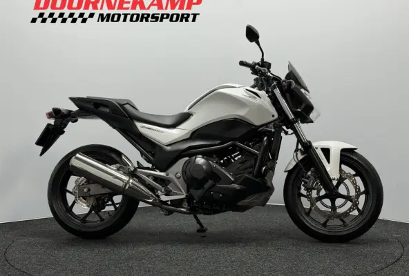 NC 750 S DCT