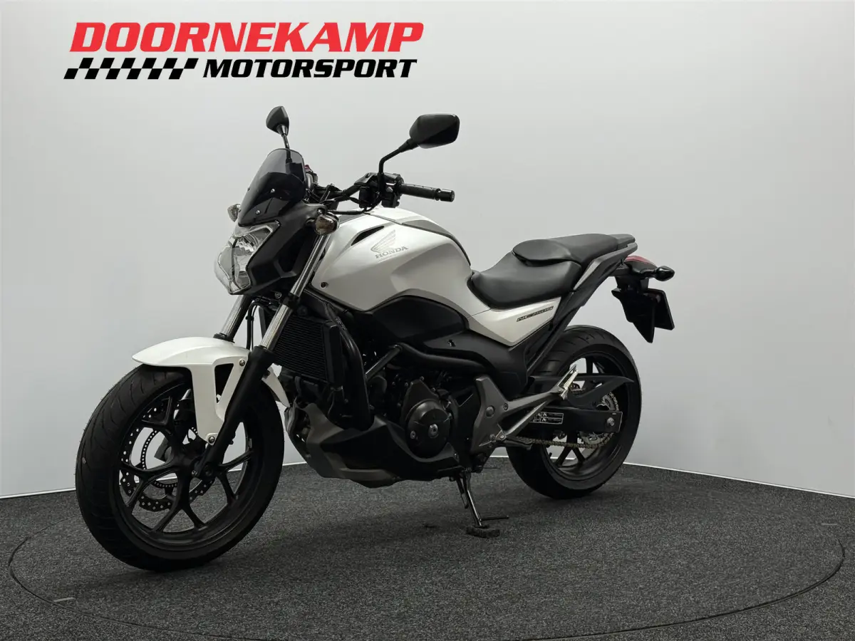 NC 750 S DCT