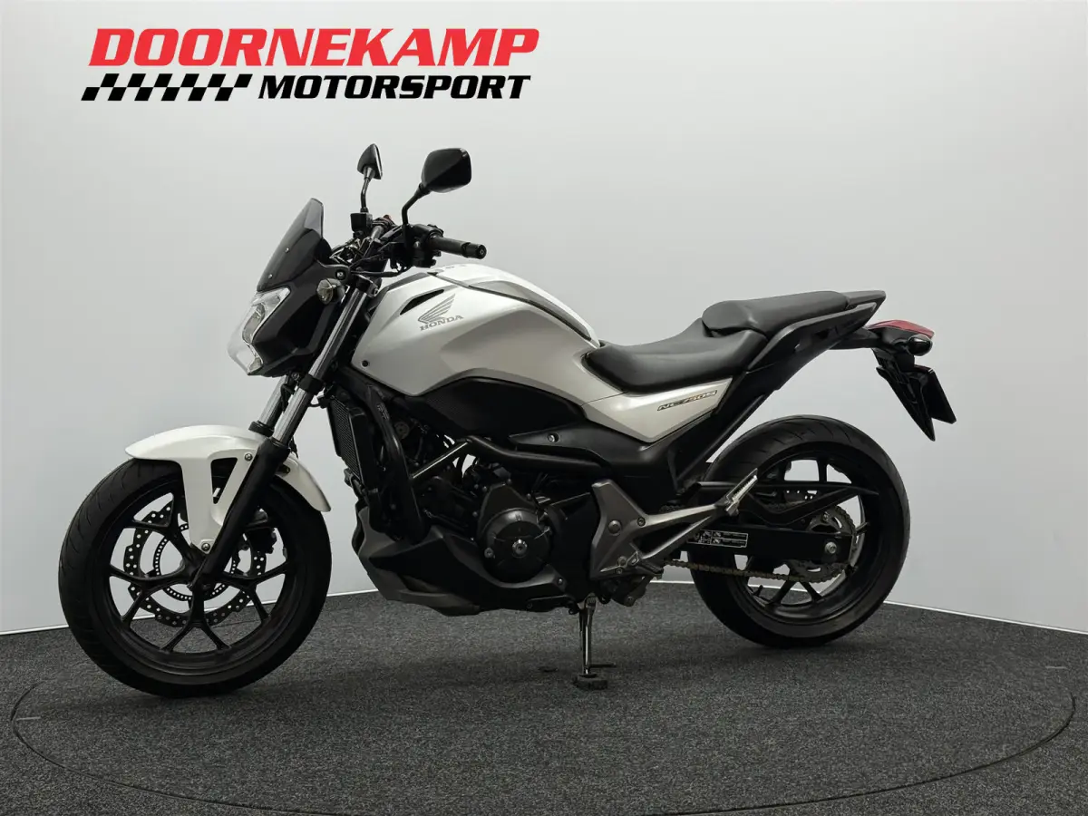 NC 750 S DCT