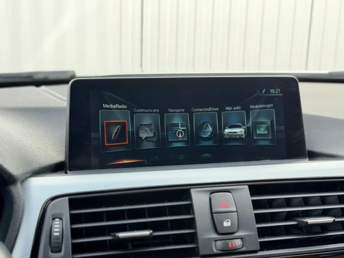 330e M Sport | HUD | Carplay | Leder | LED
